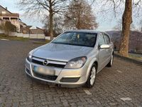 Gebraucht Opel Astra 105 PS (77 kW) 2004 Kleinwagen