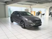 Gebraucht Mercedes A180 122 PS (89 kW) 2013 Grau Limousine