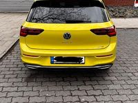 Gebraucht VW Golf VII Style 150 PS (110 kW) 2020 Gelb Limousine