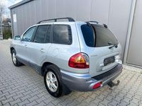 Gebraucht Hyundai Santa Fe 173 PS (127 kW) 2005 Smart silver+medium SUV