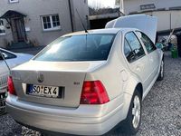 Gebraucht VW Bora Highline 116 PS (85 kW) 1999 Silber Limousine