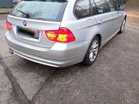 Gebraucht BMW 320 Exclusive 184 PS (135 kW) 2010 Silber Kombi