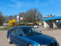 Gebraucht BMW 320 150 PS (110 kW) 2003 Blau Limousine