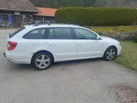 Gebraucht Skoda Superb 160 PS (117 kW) 2014 Weiß Kombi