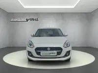 Używany Suzuki Swift 83 KM (61 kW) 2022 Biały Hatchback