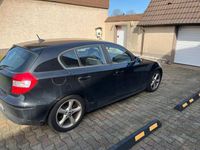 Gebraucht BMW 116 122 PS (89 kW) 2005 Schwarz Kleinwagen