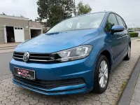 Gebraucht VW Touran Trendline 110 PS (80 kW) 2018 Blau Van / Kleinbus