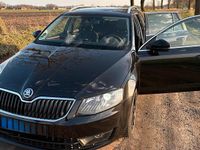 Gebraucht Skoda Octavia 105 PS (77 kW) 2014 Schwarz Kleinwagen