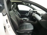 gebraucht Mercedes CLA200 4M AMG Coupé Multibeam Pano Ambiente RüCam