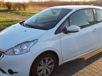 gebraucht Peugeot 208 Active 1.2 82 VTi 3t