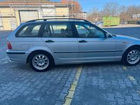 Gebraucht BMW 318 143 PS (105 kW) 2002 Silber Kombi