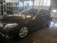 Gebraucht Mercedes C180 156 PS (114 kW) 2018 Schwarz Limousine