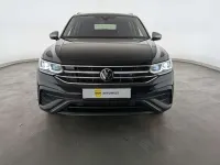 Gebraucht VW Tiguan Allspace Life 200 PS (147 kW) 2024 Deep black SUV