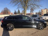 Gebraucht Volvo V60 145 PS (106 kW) 2025 Kombi