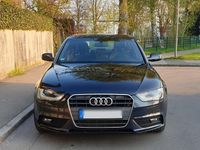 Gebraucht Audi A4 S-Line 170 PS (125 kW) 2012 Blau Limousine