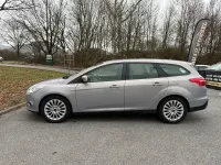Używany Ford Focus Trend 101 KM (74 kW) 2014 Srebrny Sedan/Limuzyna