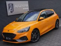 Gebraucht Ford Focus ST 280 PS (205 kW) 2019 Sonderlackierung tropicalorange metallic Limousine