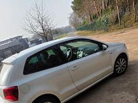 Gebraucht VW Polo LOUNGE 75 PS (55 kW) 2015 Weiß Kleinwagen