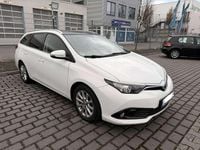 Gebraucht Toyota Auris Design 111 PS (81 kW) 2015 Weiß Kombi