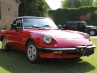Gebraucht Alfa Romeo Spider 126 PS (92 kW) 1987 Rot Cabrio