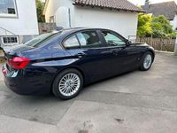 Gebraucht BMW 330e Advantage 252 PS (185 kW) 2016 Blau Limousine