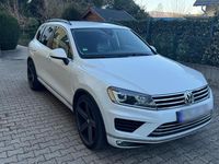 Gebraucht VW Touareg 340 PS (250 kW) 2015 Weiß SUV