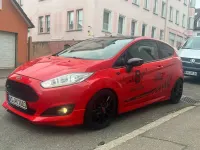 Gebraucht Ford Fiesta ST 140 PS (102 kW) 2015 Rot Kleinwagen