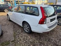 Gebraucht Volvo V50 114 PS (83 kW) 2011 Weiß Kombi
