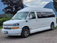 Używany Chevrolet Express 328 KM (241 kW) 2013 Biały Minivan