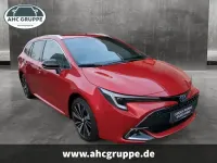 Neu Toyota Corolla Business Edition 98 PS (72 kW) 2025 Rot Kombi