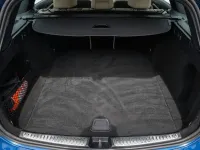 Gebraucht Mercedes C200 Avantgarde 224 PS (164 kW) 2022 Spektralblau Kombi