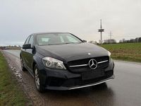 Gebraucht Mercedes A180 Edition 122 PS (89 kW) 2015 Schwarz Limousine