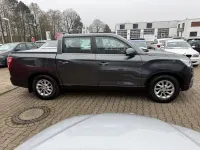 Gebraucht SsangYong Musso 181 PS (133 kW) 2018 Grau Pickup