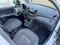 Gebraucht Hyundai i10 Edition 69 PS (50 kW) 2013 Weiß Kleinwagen