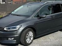 Gebraucht VW Touran Highline 150 PS (110 kW) 2017 Grau Van / Kleinbus