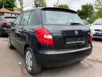 Gebraucht Skoda Fabia Active 60 PS (44 kW) 2015 Schwarz Limousine