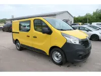 Gebraucht Renault Trafic 90 PS (66 kW) 2015 Gelb Van / Kleinbus
