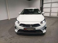 Usado Kia Ceed Vision 160 HP (117 kW) 2022 Branco Citadino