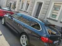 Gebraucht BMW 525 Sport Line 218 PS (160 kW) 2012 Grau Kombi