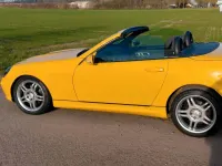 Gebraucht Mercedes SLK320 218 PS (160 kW) 2001 Gelb Cabrio
