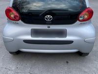 Gebraucht Toyota Aygo 68 PS (50 kW) 2007 Grau Kleinwagen