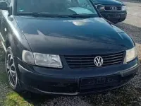 Gebraucht VW Passat Basis 102 PS (75 kW) 2000 Schwarz Kombi