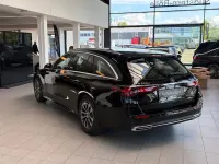 Gebraucht Mercedes E220 197 PS (144 kW) 2026