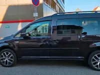 Gebraucht VW Caddy Maxi Comfortline 102 PS (75 kW) 2016 Violett Van / Kleinbus