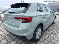 Neu Skoda Fabia Selection 95 PS (69 kW) 2026 Timianogrün metallic Limousine