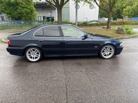 Gebraucht BMW 520 Sport Line 170 PS (125 kW) 2001 Blau Limousine