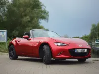 Gebraucht Mazda MX5 Center-Line 131 PS (96 kW) 2016 Rot Cabrio