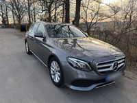 Gebraucht Mercedes E220 194 PS (142 kW) 2017 Grau Kombi