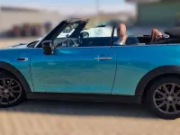 Używany Mini Cooper 136 KM (100 kW) 2019 Niebieski Hatchback
