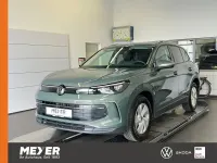 Neu VW Tiguan Life 150 PS (110 kW) 2026 Cipressinogrün metallic SUV